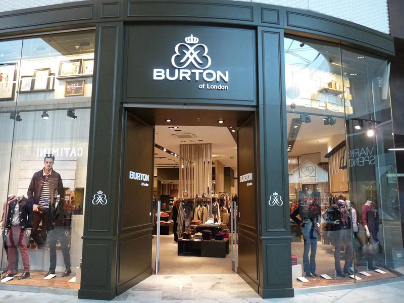 Enseignes R seaux de magasins pour la boutique Burton Aeroville